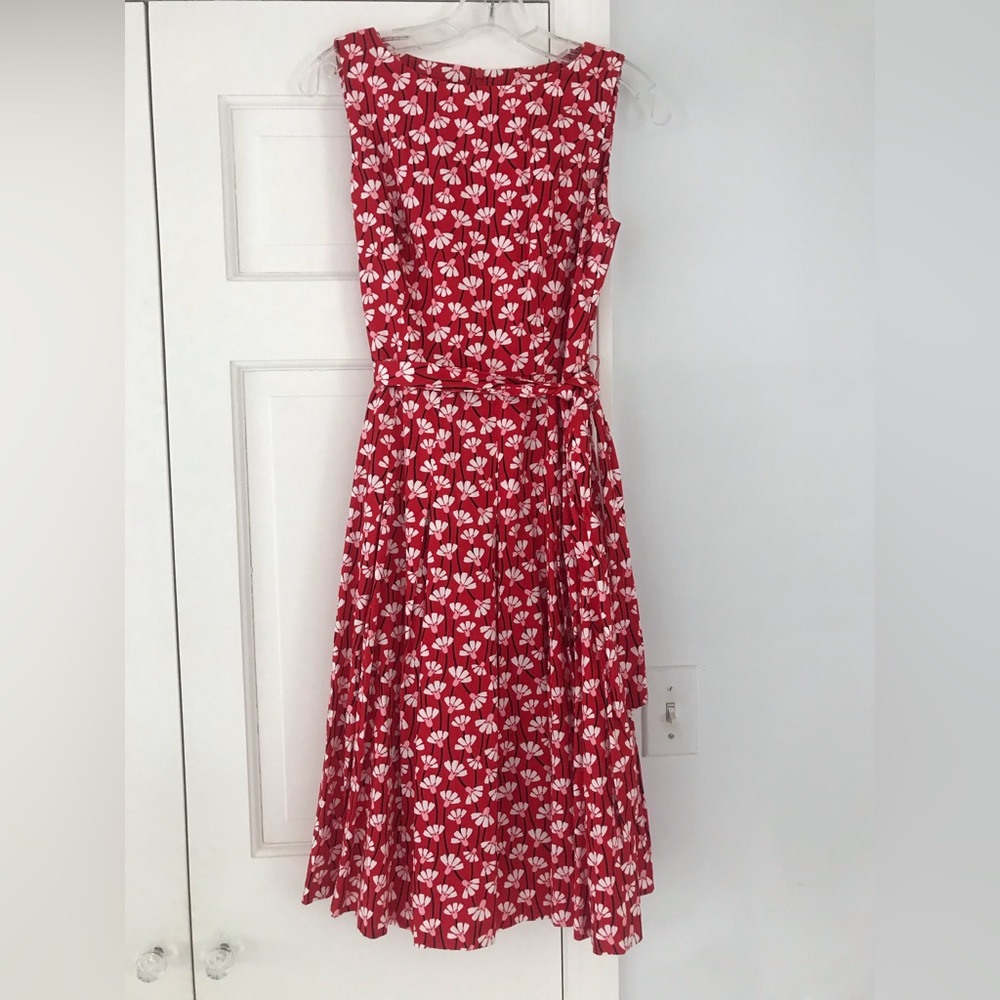 Anne Klein sleeveless dress.